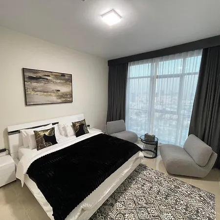 Luxury Hotel Apartments - Ajman Corniche Uae Exterior photo