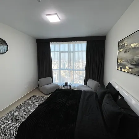Luxury Hotel Apartments - Ajman Corniche Uae Exterior photo
