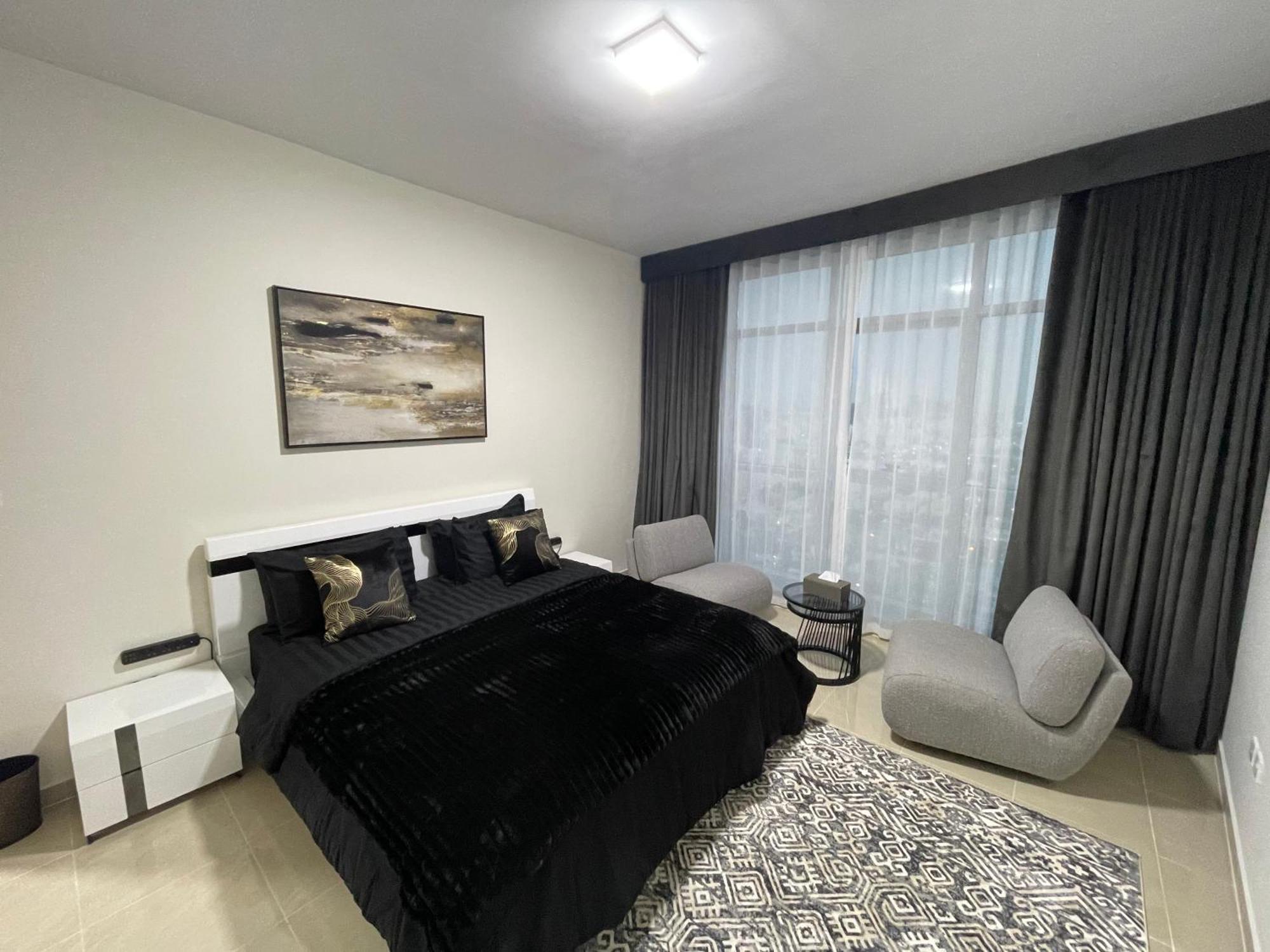 Luxury - Corniche Uae Apartment Ajman