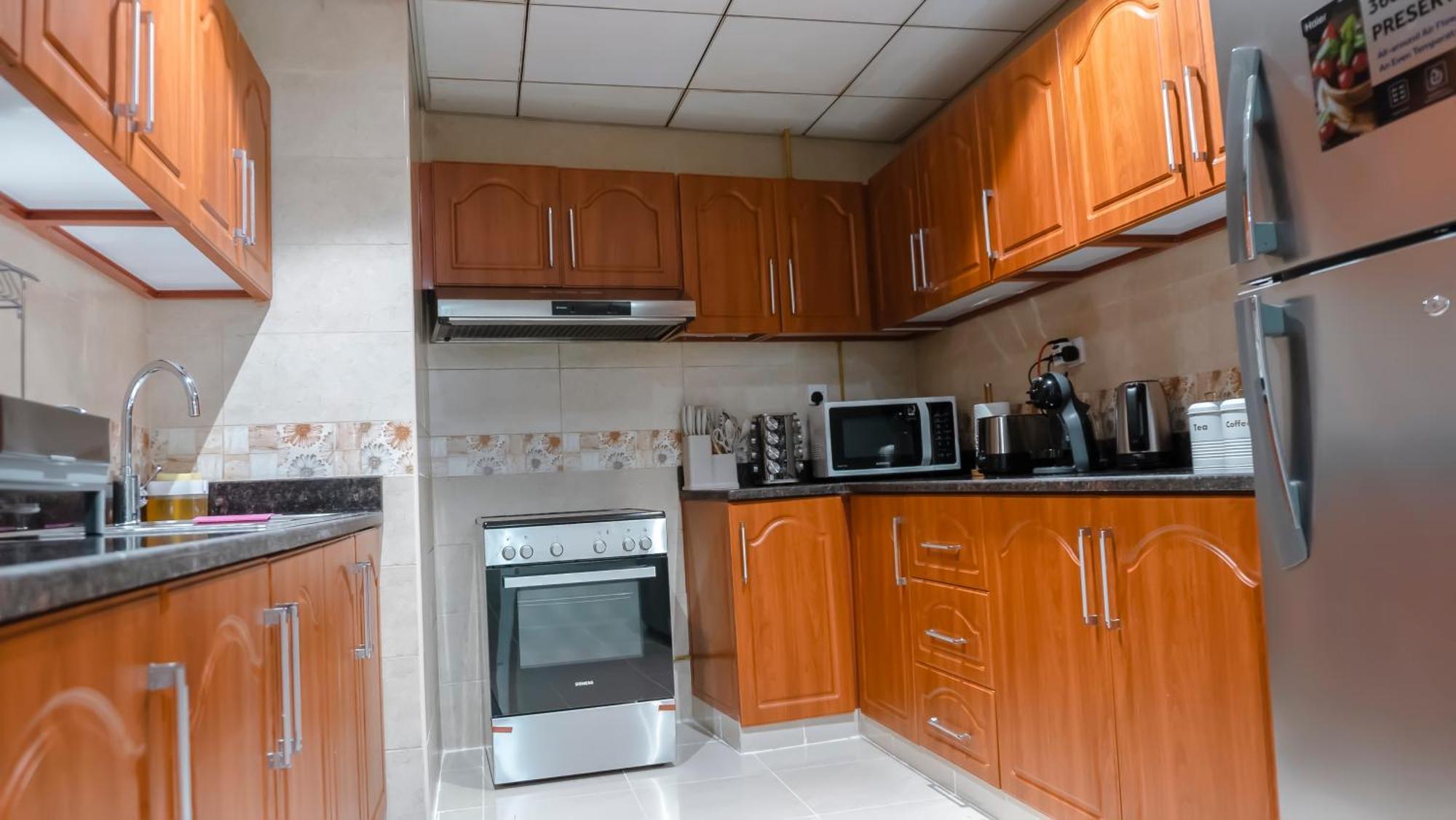 Luxury - Corniche Uae Apartment Ajman