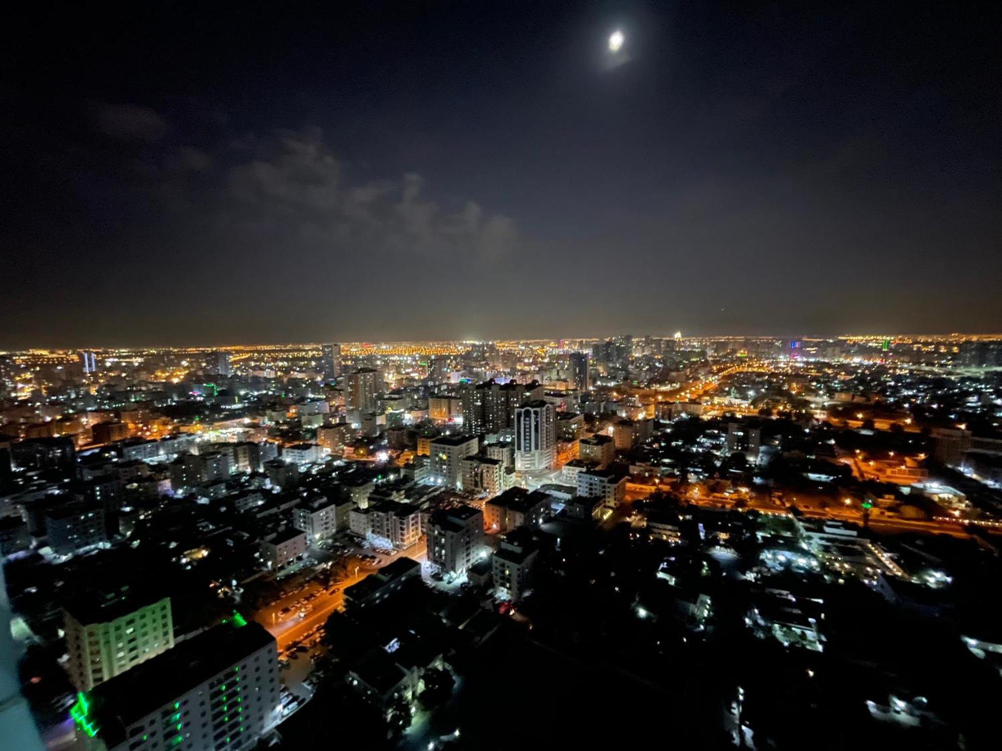 Luxury - Corniche Uae