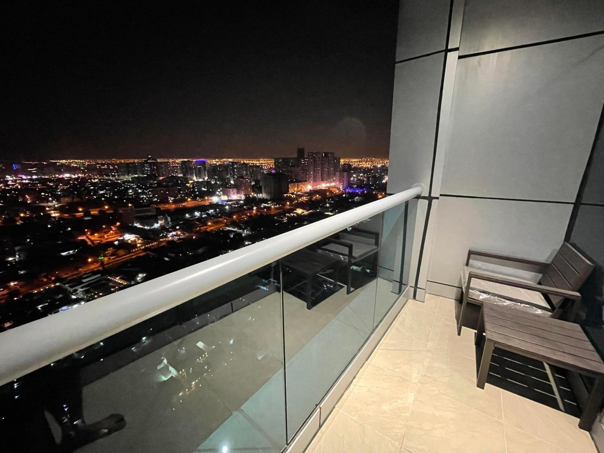 Apartment Luxury - Corniche Uae *