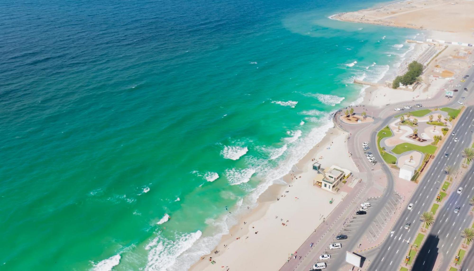 Luxury - Corniche Uae *