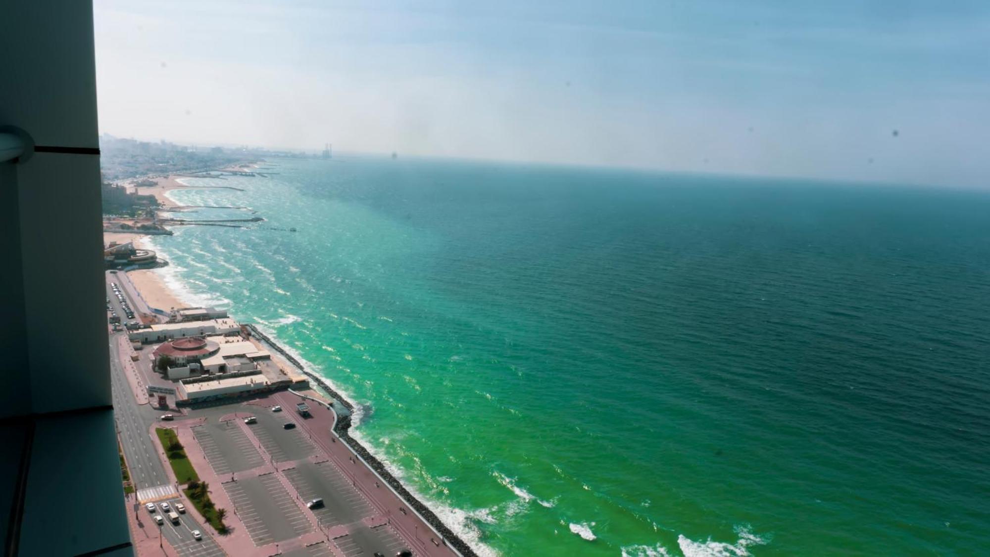 Luxury - Corniche Uae * Ajman