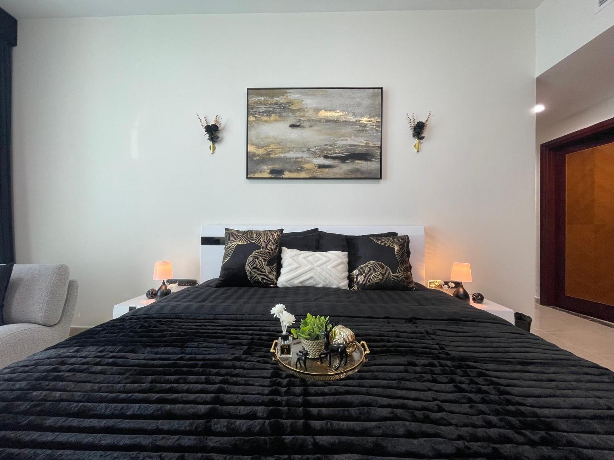Apartment Luxury - Corniche Uae *