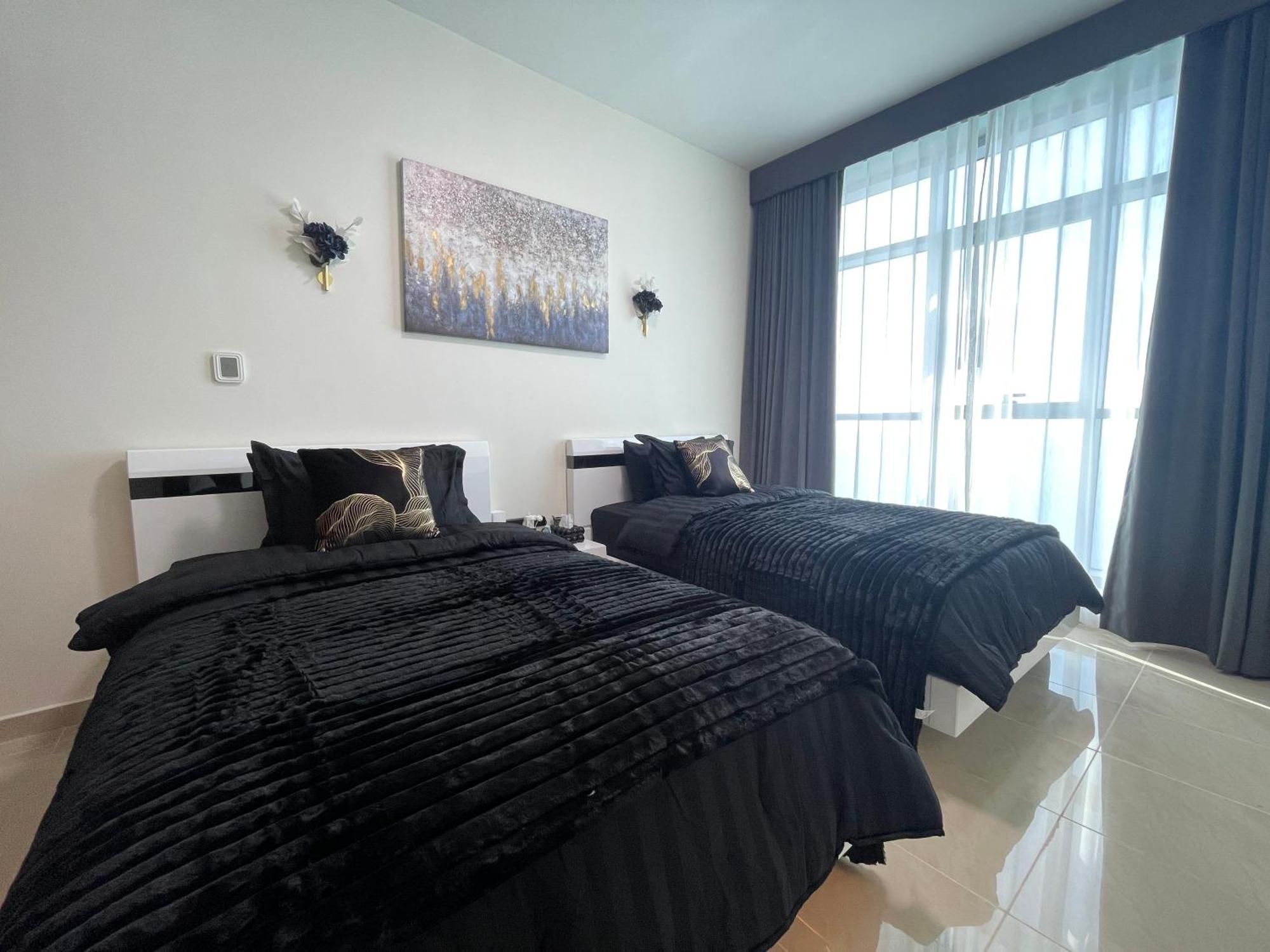 Luxury - Corniche Uae * Ajman